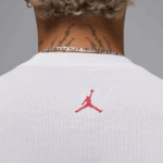 t shirt jordan brand aj1 logo white varsity red hj2326 100.jpg 3