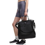 20260811162318 puma at ess gynaikeia tsanta tote cheiros mayri 092727 01