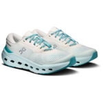 on cloudrunner 3 women ivory aquamarine detail 1024x1024